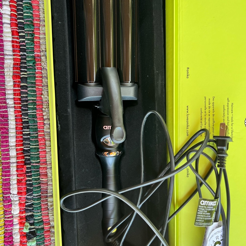 Amika High Tide Waver - Picture 3 of 7
